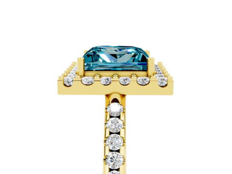 Yellow gold Princess Cut Blue Topaz Pavé Halo Ring with Four-Prong Setting_17