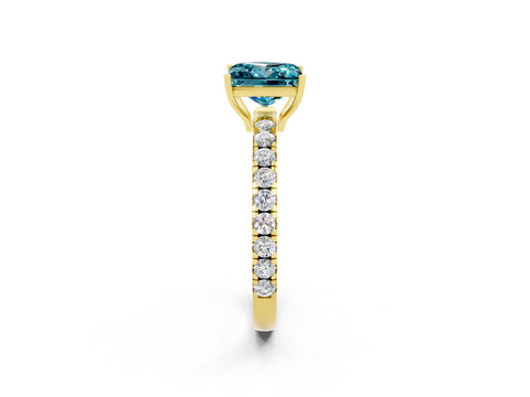 Yellow gold Princess Cut Blue Topaz Pavé Solitaire Engagement Ring with Four-Prong Setting_14