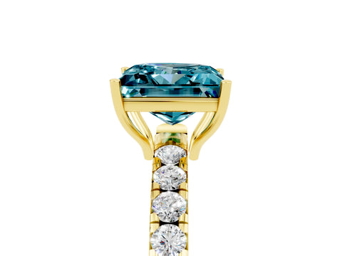 Yellow gold Princess Cut Blue Topaz Pavé Solitaire Engagement Ring with Four-Prong Setting_17