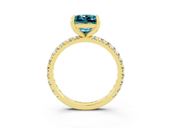 Yellow gold Princess Cut Blue Topaz Pavé Solitaire Ring with Round Band and Prong Setting