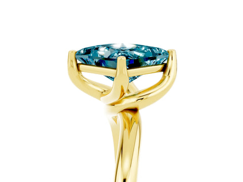 Yellow gold Princess Cut Blue Topaz Solitaire Engagement Ring with Four-Prong Setting and Classic Band_17