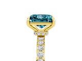 Yellow gold Princess Cut Blue Topaz Solitaire Engagement Ring with Pavé Band and Four-Prong Setting_5