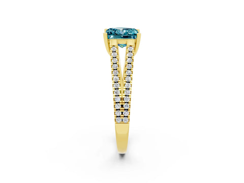 Yellow gold Princess Cut Blue Topaz Solitaire Engagement Ring with Split Shank Pavé Band_2