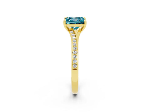 Yellow gold Princess Cut Blue Topaz Solitaire Ring with Pavé Band and Prong Setting_2