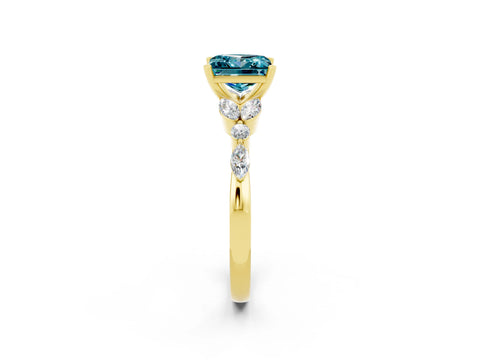 Yellow gold Princess Cut Blue Topaz Solitaire Ring with Side Stones and Four-Prong Setting_14