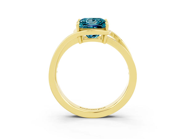 Yellow gold Princess Cut Blue Topaz Solitaire Ring with Split Shank and Prong Setting