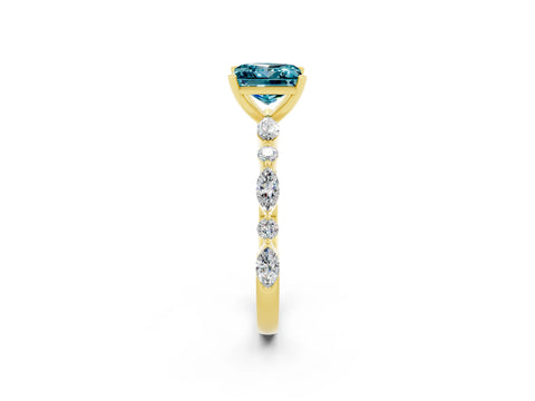 Yellow gold Princess Cut Blue Topaz Solitaire with Side Stones on a Pavé Band and Four-Prong Setting_2