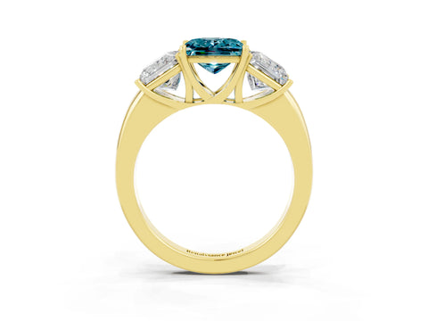 Yellow gold Princess Cut Blue Topaz Three-Stone Ring with Four-Prong Setting and Classic Band_3