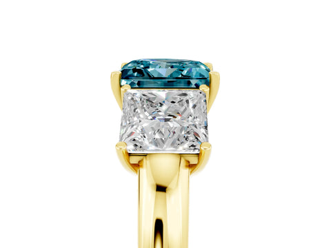 Yellow gold Princess Cut Blue Topaz Three-Stone Ring with Four-Prong Setting and Classic Band_5