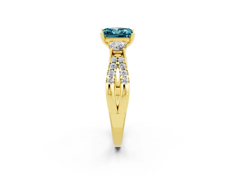 Yellow gold Princess Cut Blue Topaz Three-Stone Ring with Pavé Split Shank and Four-Prong Setting_2