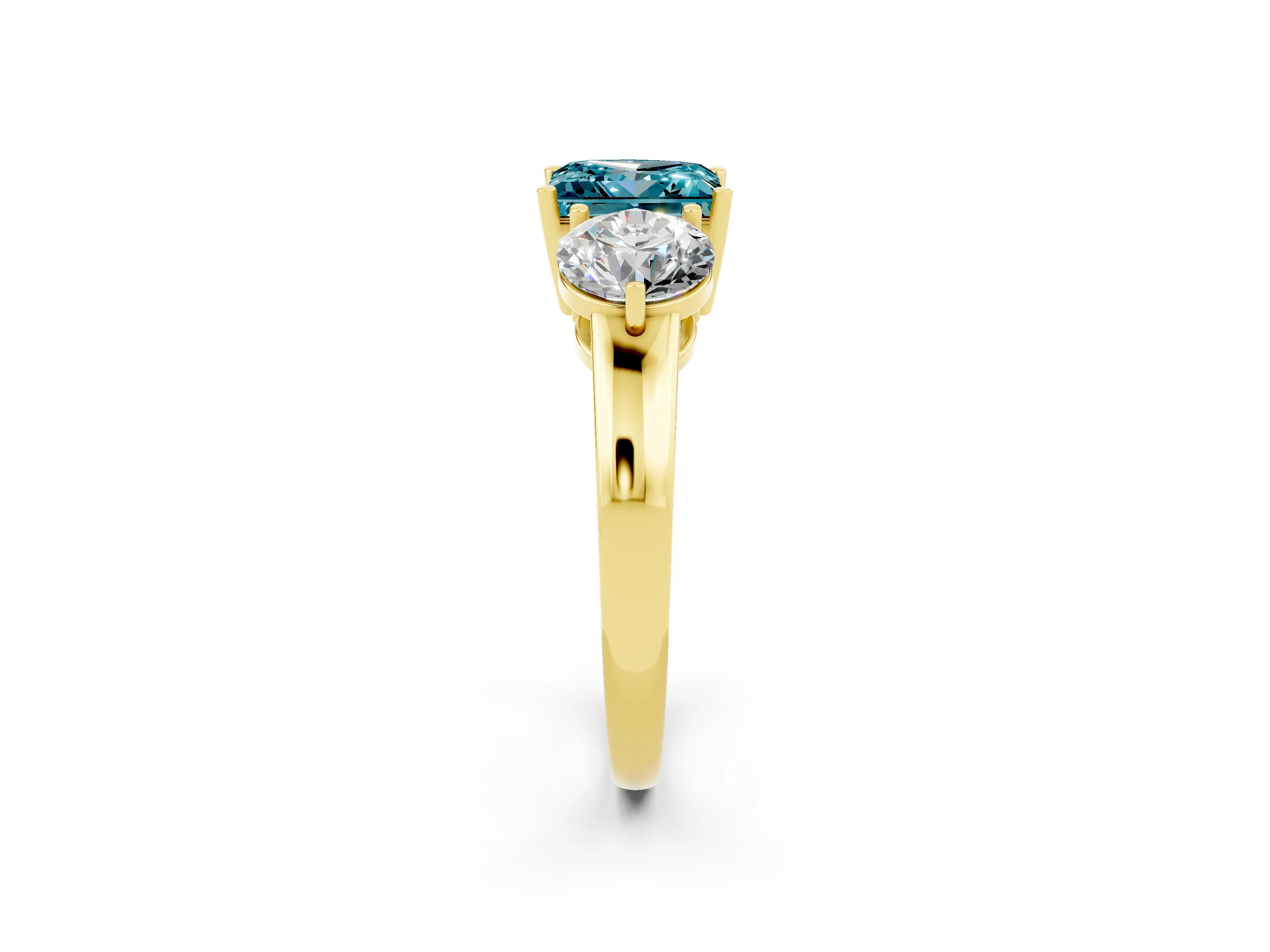 Yellow gold Princess Cut Blue Topaz Three-Stone Ring with Prong Setting and Classic Band_2