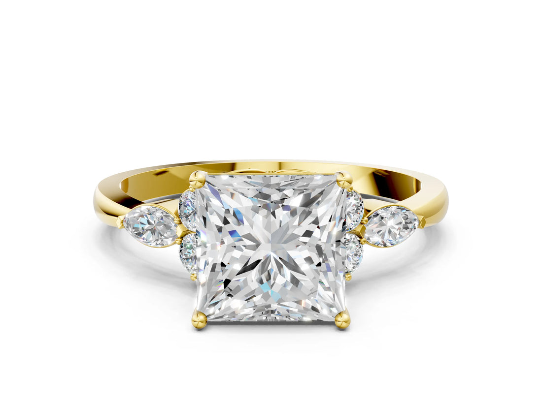 Yellow gold Princess Cut Brilliant Diamond Solitaire Ring with Pear Side Stones and Four-Prong Setting_3