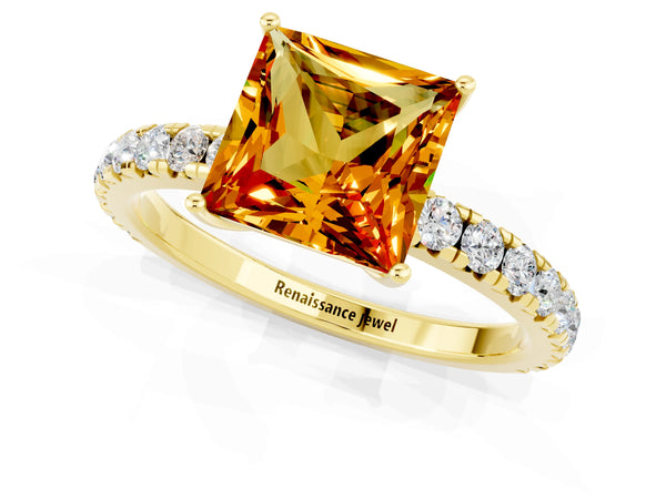 Yellow gold Princess Cut Citrine Pavé Solitaire Engagement Ring with Four-Prong Setting