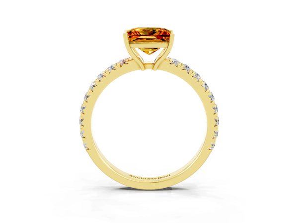 Yellow gold Princess Cut Citrine Pavé Solitaire Engagement Ring with Four-Prong Setting