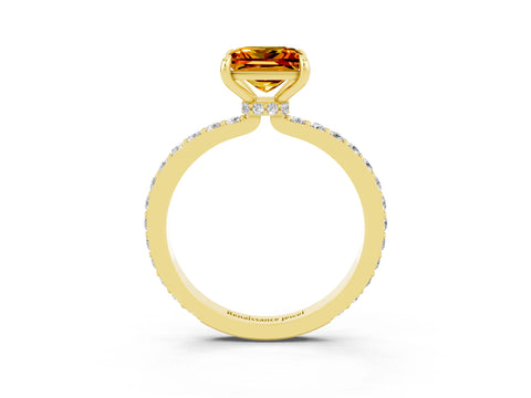 Yellow gold Princess Cut Citrine Solitaire Engagement Ring with Pavé Band and Four-Prong Setting_3