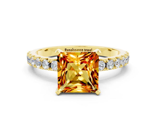 Yellow gold Princess Cut Citrine Solitaire Pavé Band with Four-Prong Setting