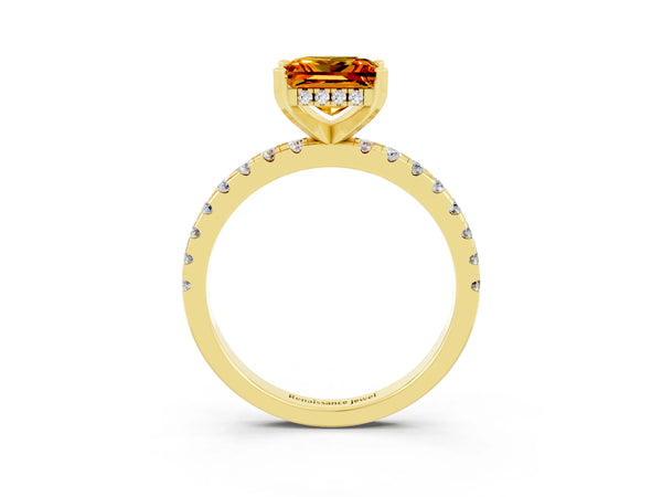 Yellow gold Princess Cut Citrine Solitaire Ring with Round  Pavé Band and Four-Prong Setting