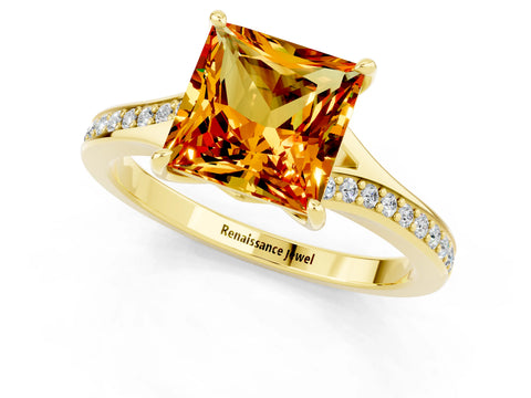 Yellow gold Princess Cut Citrine Solitaire Ring with Pavé Band and Prong Setting_1
