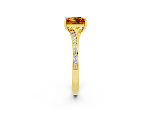Yellow gold Princess Cut Citrine Solitaire Ring with Pavé Band and Prong Setting