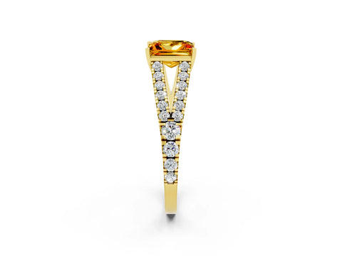 Yellow gold Princess Cut Citrine Split Shank Pavé Engagement Ring with Four-Prong Setting_14