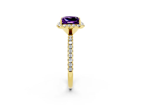 Yellow gold Princess Cut Cut Diamond Floral Halo Engagement Ring with Pavé Band and Prong Setting_2
