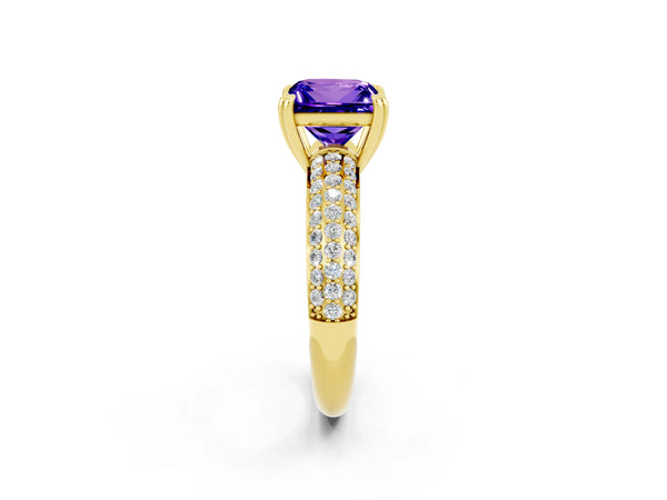 Yellow gold Princess Cut Tanzanite Vintage Milgrain Ring with Round  Stations