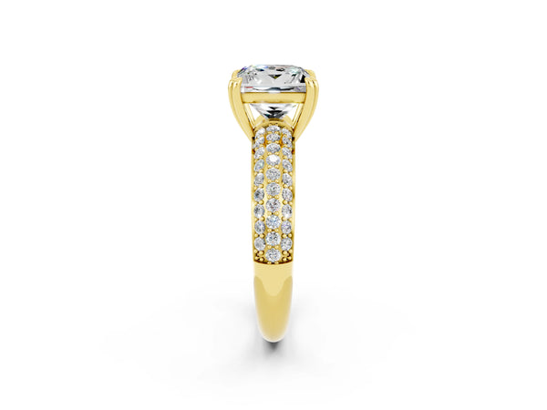 Yellow gold Princess Cut Moissanite Vintage Milgrain Ring with Round  Stations