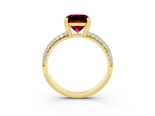 Yellow gold Princess Cut Garnet Vintage Milgrain Ring with Round  Stations