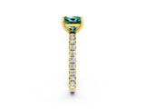 Yellow gold Princess Cut Cut Diamond Pavé Band with Four-Prong Setting_2