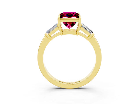 Yellow gold Princess Cut Cut Diamond Ring with Tapered Baguette Side Stones in Four-Prong Setting_3