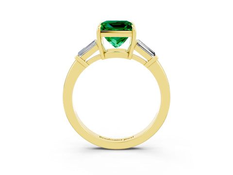 Yellow gold Princess Cut Cut Diamond Ring with Tapered Baguette Side Stones in Four-Prong Setting_3