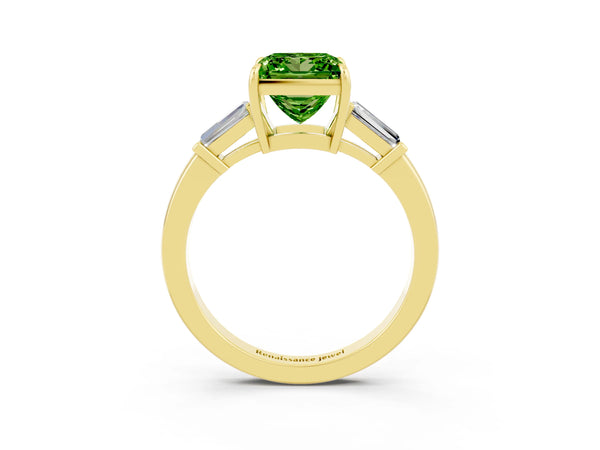 Yellow gold Princess Cut Cut Diamond Ring with Tapered Baguette Side Stones in Four-Prong Setting