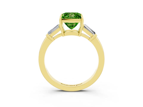 Yellow gold Princess Cut Cut Diamond Ring with Tapered Baguette Side Stones in Four-Prong Setting_3
