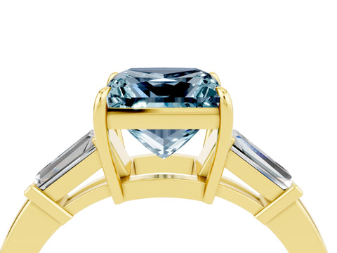 Yellow gold Princess Cut Cut Diamond Ring with Tapered Baguette Side Stones in Four-Prong Setting_4