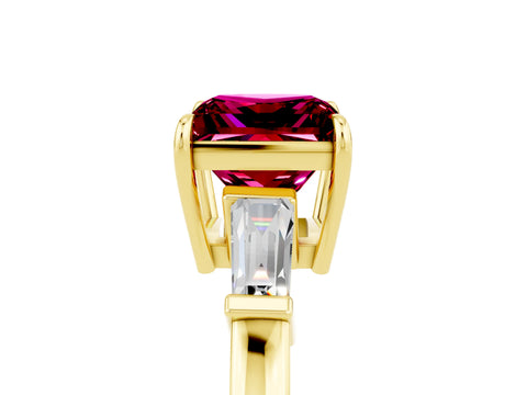 Yellow gold Princess Cut Cut Diamond Ring with Tapered Baguette Side Stones in Four-Prong Setting_5