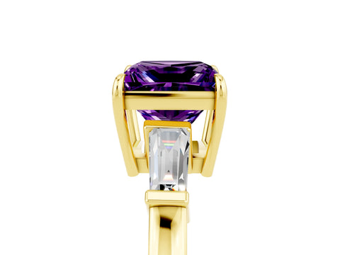 Yellow gold Princess Cut Cut Diamond Ring with Tapered Baguette Side Stones in Four-Prong Setting_5