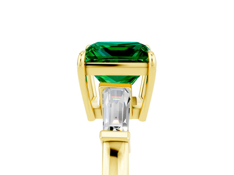 Yellow gold Princess Cut Cut Diamond Ring with Tapered Baguette Side Stones in Four-Prong Setting_5