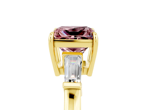Yellow gold Princess Cut Cut Diamond Ring with Tapered Baguette Side Stones in Four-Prong Setting_5