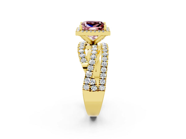 Yellow gold Princess Cut Cut Halo Split Shank Prong Setting Ring