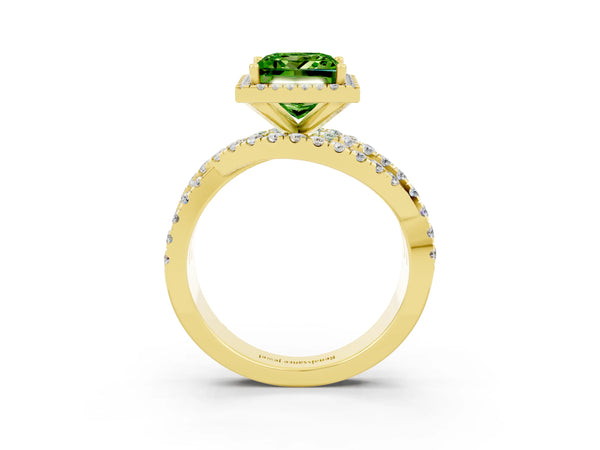 Yellow gold Princess Cut Cut Halo Split Shank Prong Setting Ring