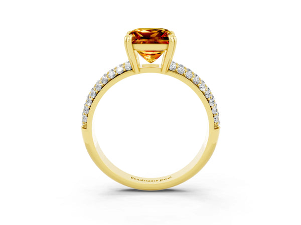 Yellow gold Princess Cut Citrine Solitaire Ring with Multi-Row Round Pavé Band and Prong Setting