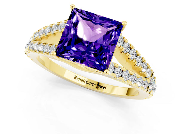 Yellow gold Princess Cut Tanzanite Split Shank Engagement Ring with Round Pavé and Prong Setting
