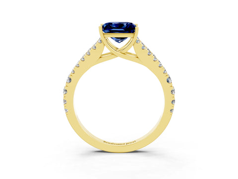 Yellow gold Princess Cut Cut Split Shank Pave Diamond Engagement Ring with Four-Prong Setting_3