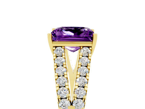 Yellow gold Princess Cut Cut Split Shank Pave Diamond Engagement Ring with Four-Prong Setting_5