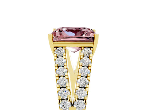 Yellow gold Princess Cut Cut Split Shank Pave Diamond Engagement Ring with Four-Prong Setting_5