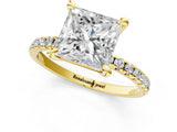 Yellow gold Princess Cut Diamond Brilliant Solitaire Ring with Pavé Band and Four-Prong Setting_16