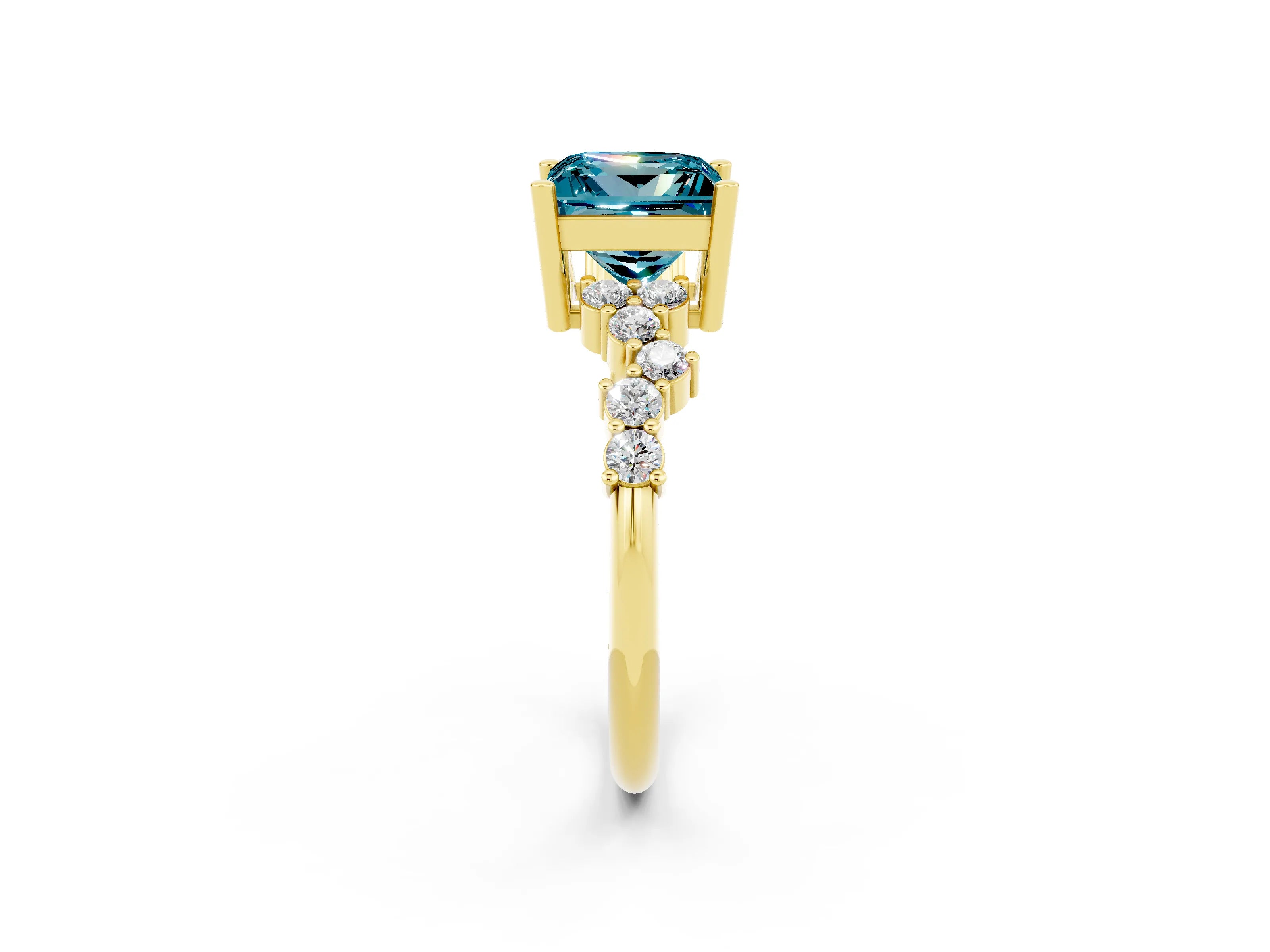 Yellow gold Princess Cut Diamond Cluster Pavé Band with Four-Prong Setting_12