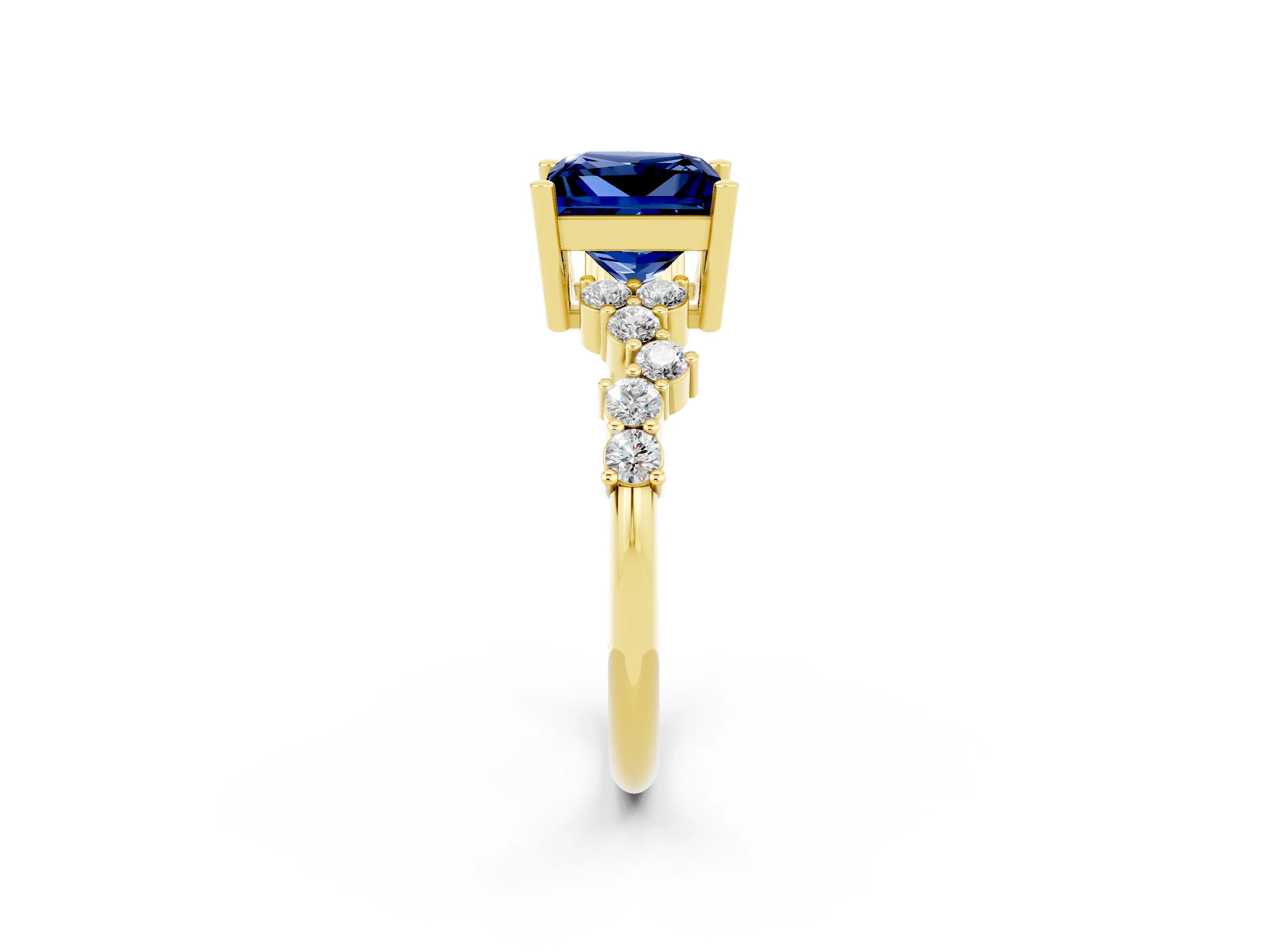 Yellow gold Princess Cut Diamond Cluster Pavé Band with Four-Prong Setting_12