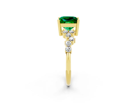 Yellow gold Princess Cut Diamond Cluster Pavé Band with Four-Prong Setting_13