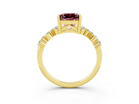 Yellow gold Princess Cut Diamond Cluster Pavé Band with Four-Prong Setting_13